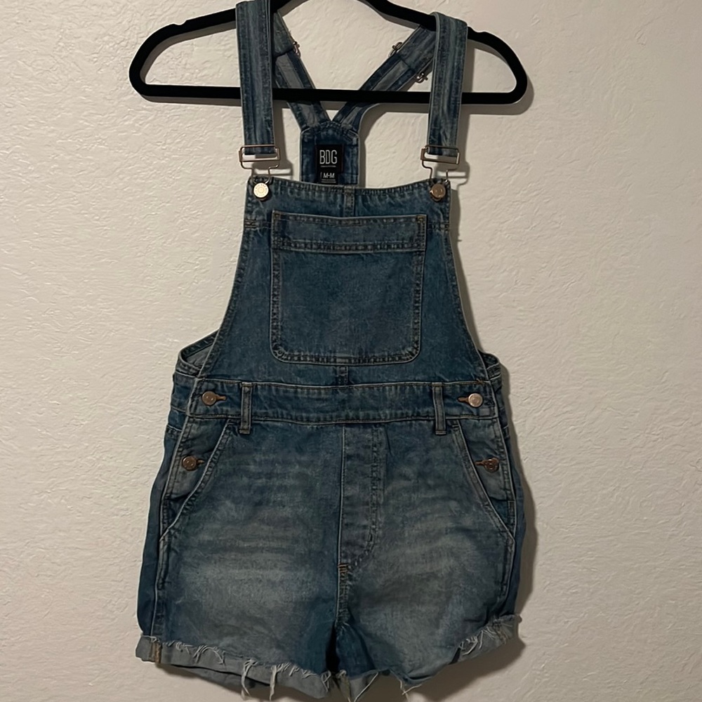 Medium BDG short Jean overalls